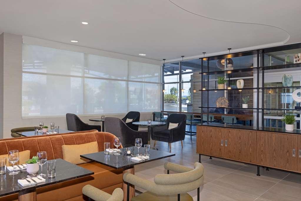 Doubletree By Hilton Las Vegas East Flamingo 餐厅 照片
