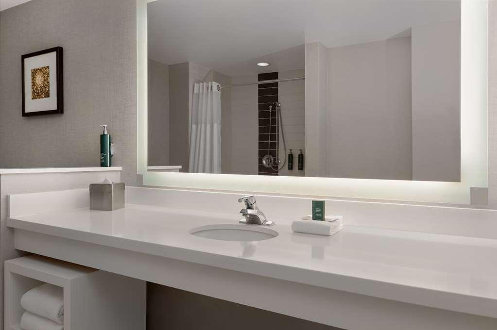 Doubletree By Hilton Las Vegas East Flamingo 客房 照片