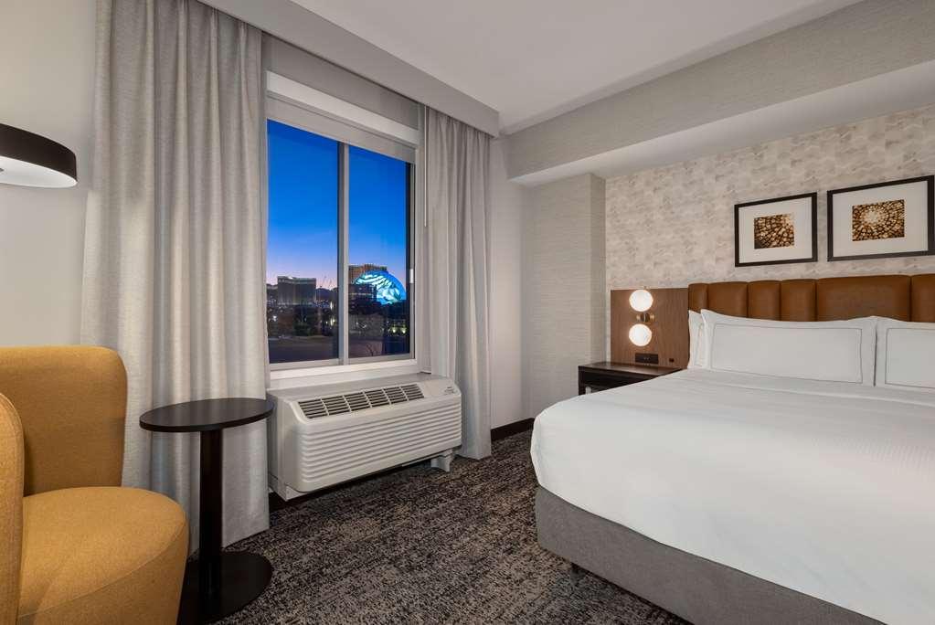 Doubletree By Hilton Las Vegas East Flamingo 客房 照片